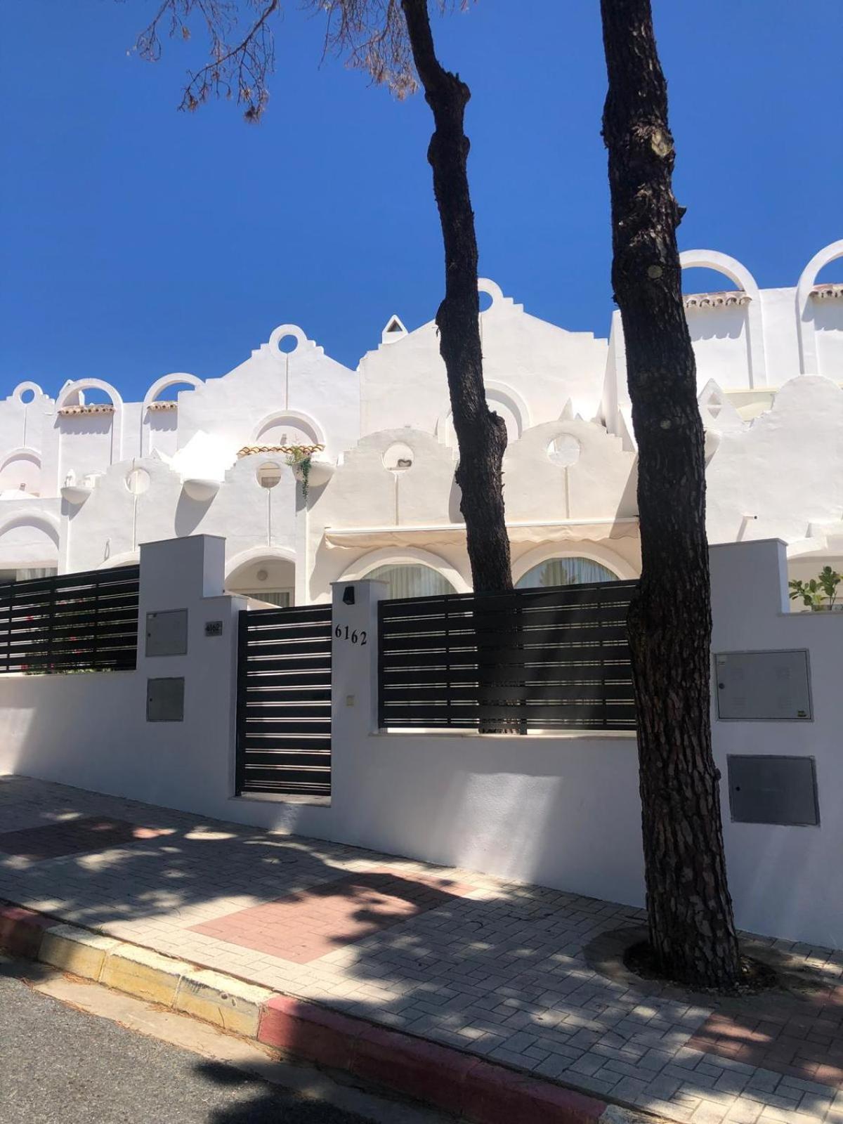 Casa Chico 2 Bedroom Townhouse 1 Mile From Marina & Beaches Lejlighed